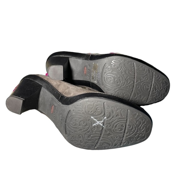 Clarks Artisan Leather/Suede chunky heel size 9 - Picture 4 of 5